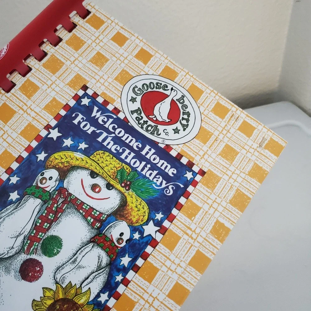 Gooseberry Patch Welcome Home For The Holidays Cookbook Spiral Bound 2006